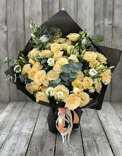 Букет цветов из:  Розы и Лизиантусы в Осташево