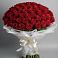 Букет 101 Красная роза Блэк Мэджик в Осташево