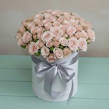 Цветочная композиция из Розы в шляпной коробке #REPLACE_PRED# Осташево