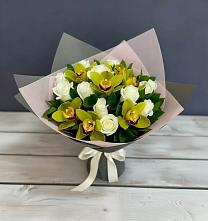 Букет цветов из:  Орхидеи и Розы в Осташево