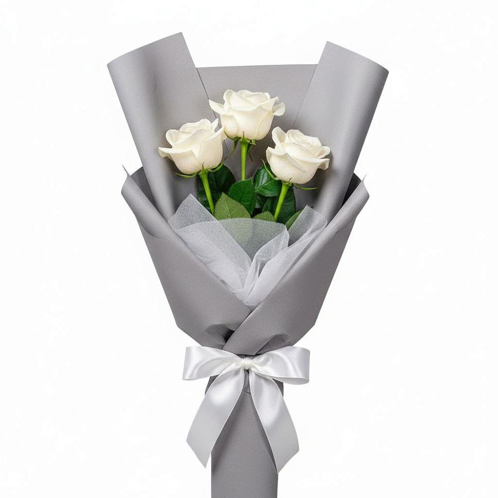 Букет 3 белые розы в Осташево
