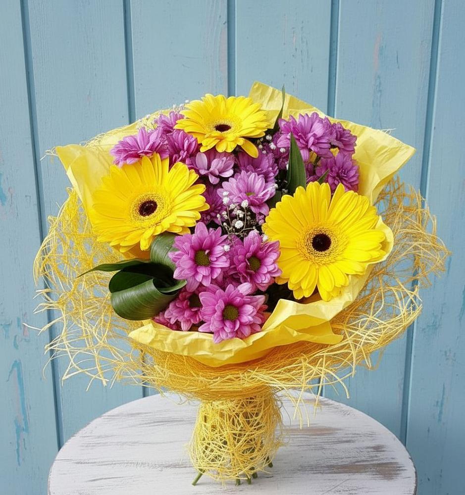 Букет цветов из: Хризантемы и Герберы в Осташево