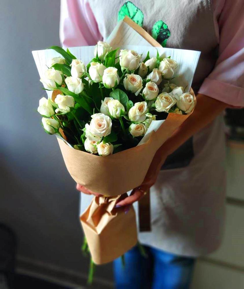 Букет цветов из: Розы в Осташево