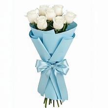 Букет 7 белых роз Проуд в Осташево