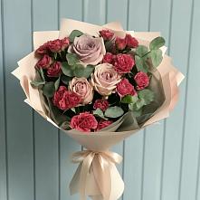 Букет цветов из:  Гвоздики и Розы в Осташево