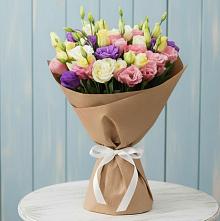 Букет цветов из:  Лизиантусы в Осташево