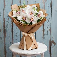 Букет цветов из:  Орхидеи и Розы в Осташево